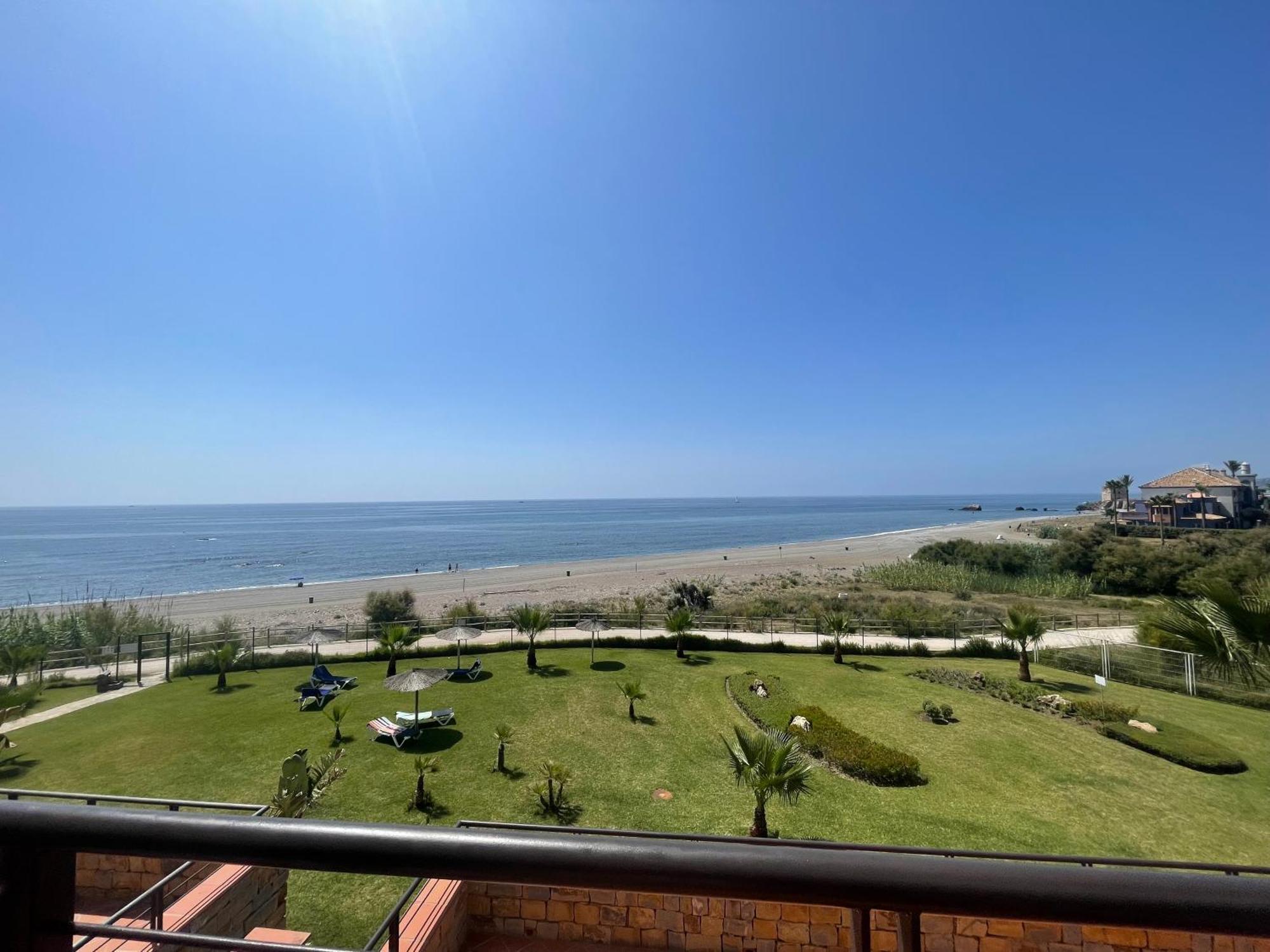 Апартаменты Luxury Casares Del Mar Dp7 Экстерьер фото